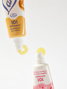 The Lanolips 101 Delicious Duo contains all natural lanolin, vitamin e and natural flavours