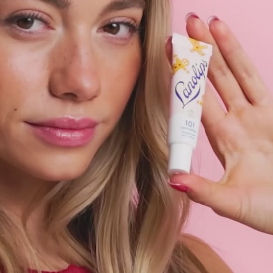 Video of model using and applying the new Lanolips 101 Ointment Multi-Balm Gingerbread, infused with hydrating lanolin, vitamin-e and warm spice. 